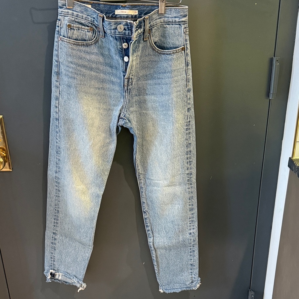 Levi's Light Blue Straight Jeans